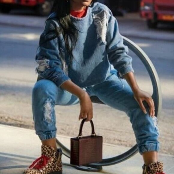 Designer Fall/Winter 2018 Ready-To-Wear Collection Distressed Denim Top/Sweater - Picture 5 of 6